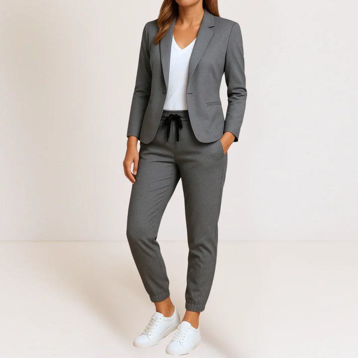 The Beatrice Modern Comfort Set