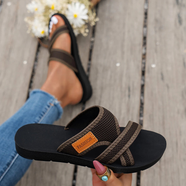 Modieuze en veelzijdige damessandalen in sportstijl, mesh-stof, ademend, comfortabel, huidvriendelijk, geschikt voor binnen- en buitenkleding, platte sandalen
