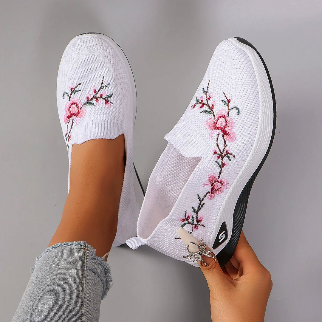 RelaxFit | Orthopaedic Shoes + Free Insoles