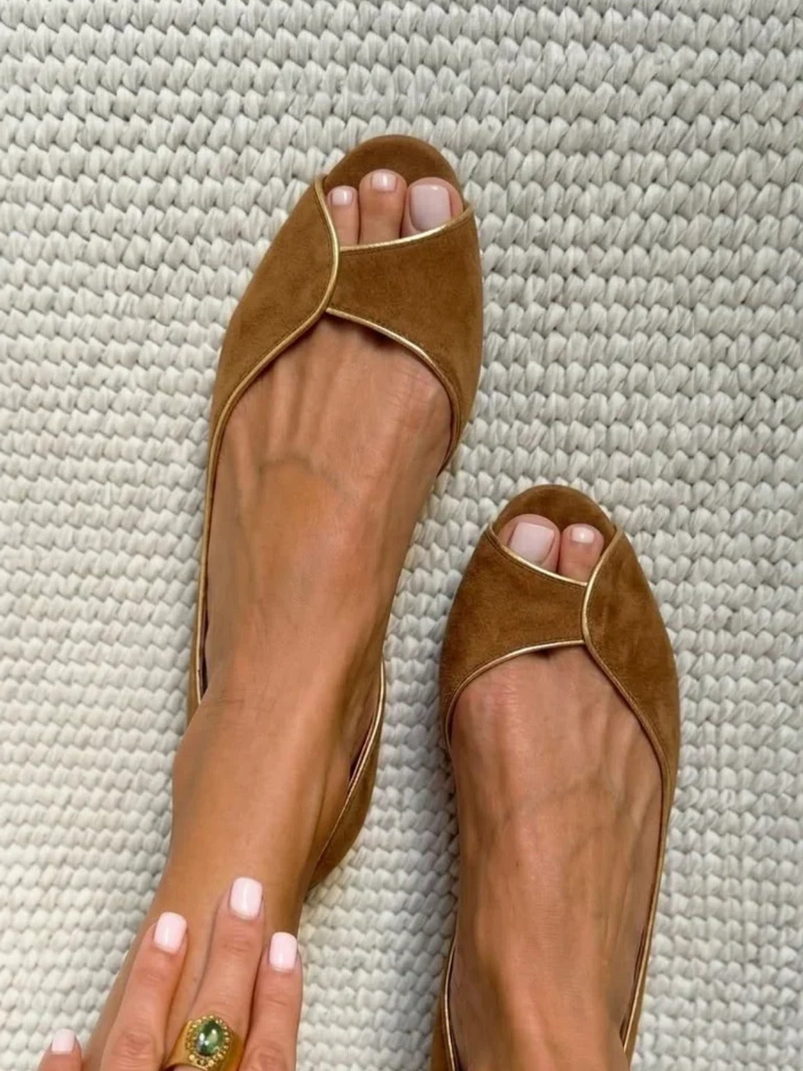 Margot Elegant Flat Shoes in Brown