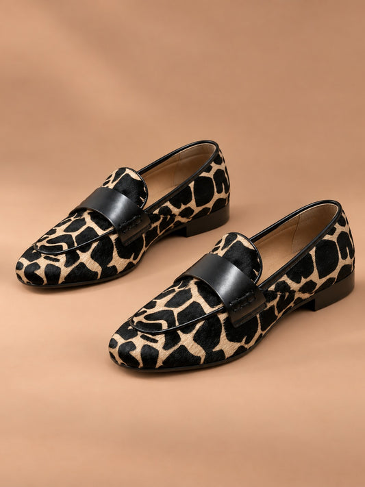 Lorelei Comfortable Women's Loafers in giraffe print