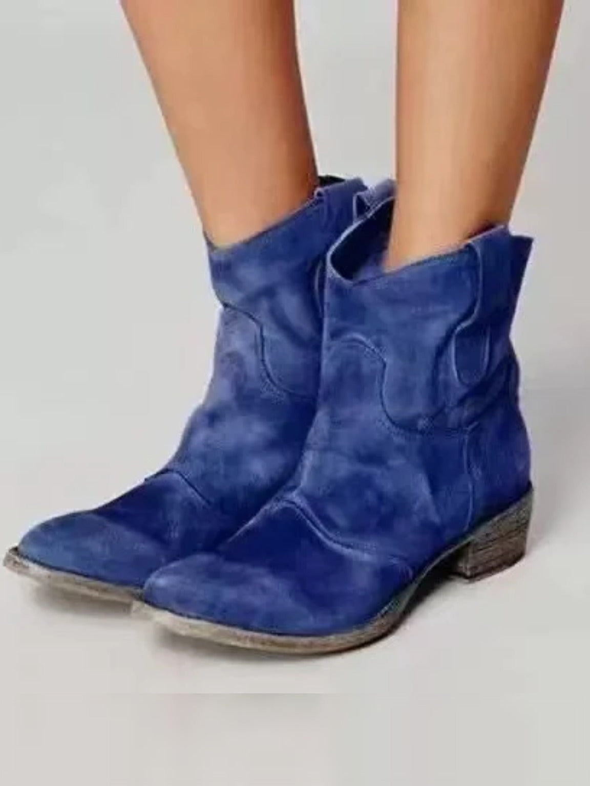 Thredbo Suede Ankle Boots in Navy